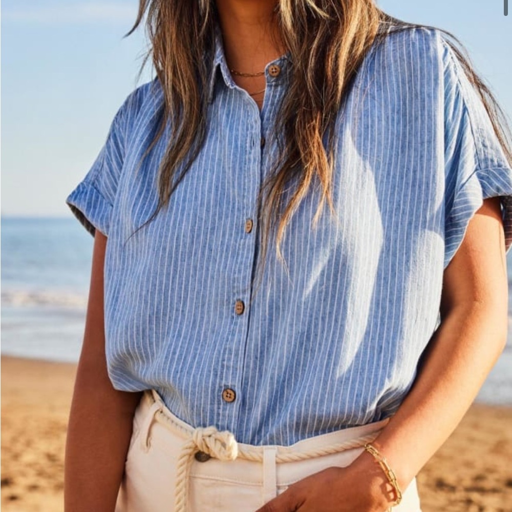 Faherty Blue & White Pinstripe Short-Sleeve Button-Down